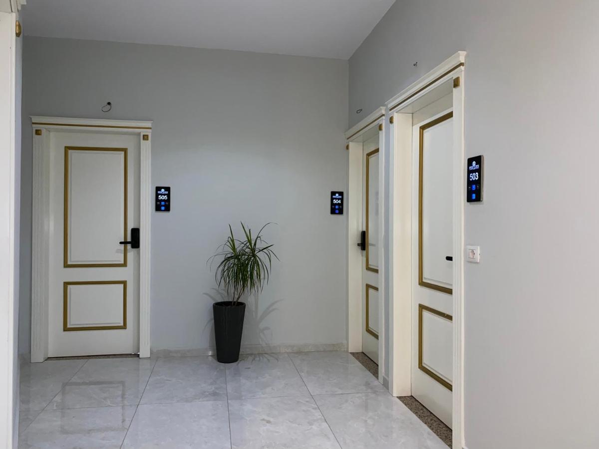Pilo Lala Hotel Lushnjë Exterior foto